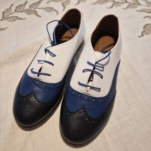 Julia Bo Wingtip Oxford Shoes NWT